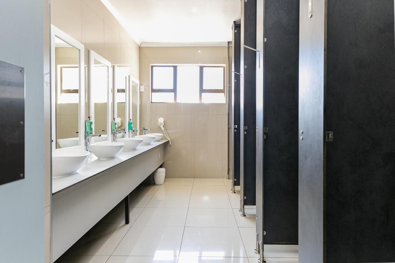 Zzzone Boutique Hostel Hermanus Exteriér fotografie